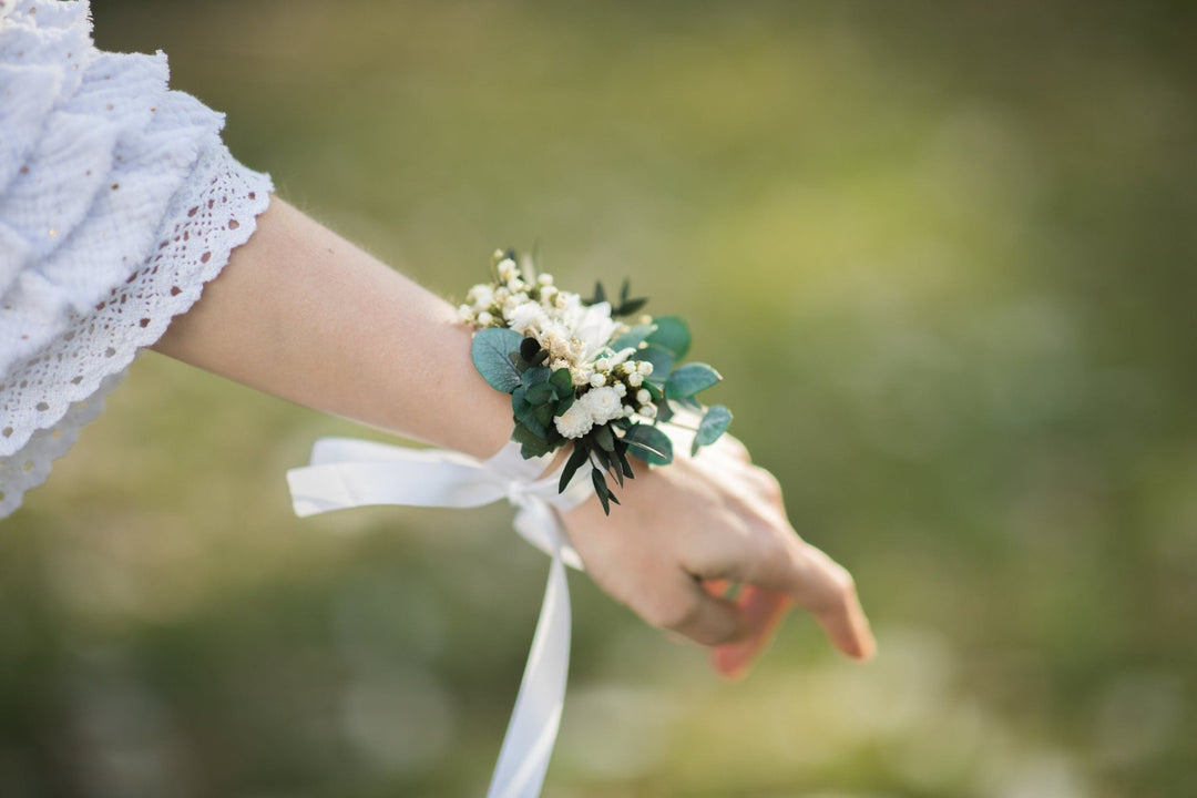 Eucalyptus Bridal Bracelet: Preserved Flower Wedding Jewelry – handmade floral hair accessory by magaela