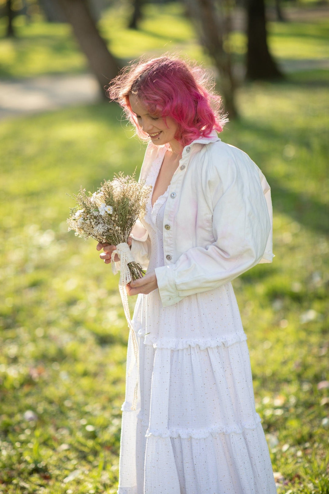 Natural Baby's Breath Wedding Bouquet: Rustic Barn Decor – handmade floral hair accessory by magaela