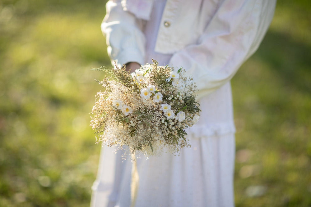 Natural Baby's Breath Wedding Bouquet: Rustic Barn Decor – handmade floral hair accessory by magaela
