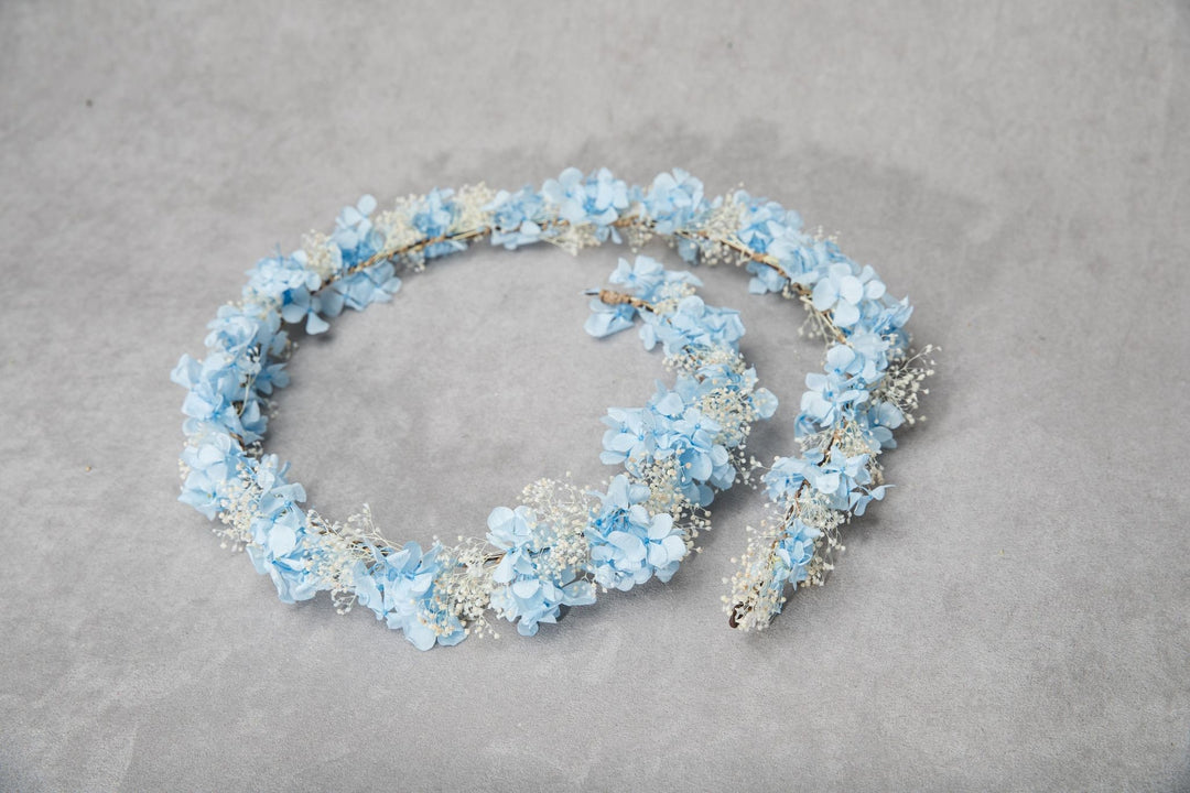 Preserved Hydrangea Baby's Breath Hair Garland: Blue Ivory Bridal Headpiece – handmade floral hair accessory by magaela