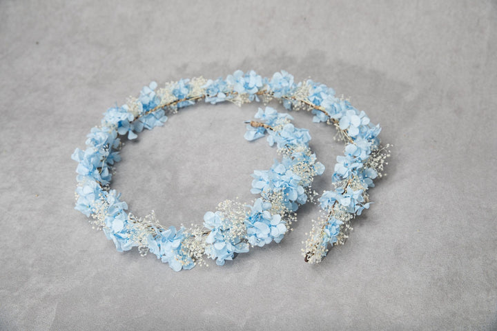 Preserved Hydrangea Baby's Breath Hair Garland: Blue Ivory Bridal Headpiece – handmade floral hair accessory by magaela