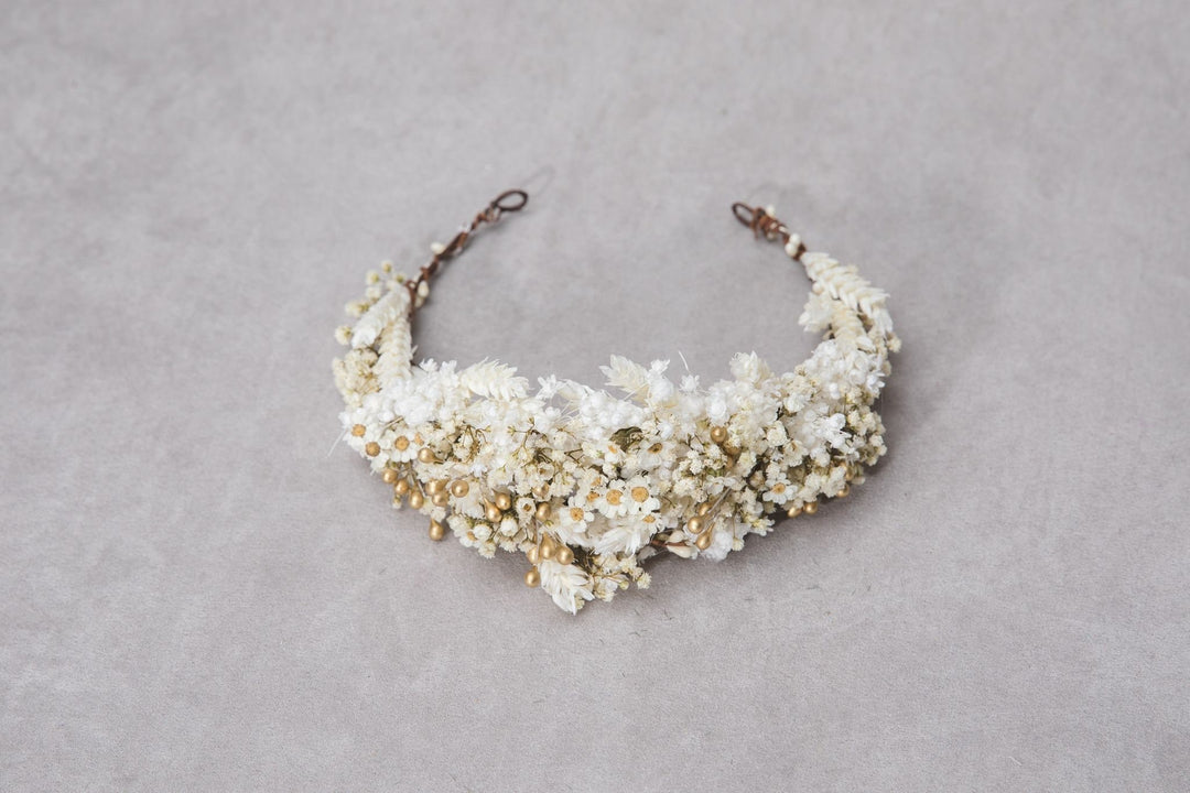 Ivory Dried Flower Hair Crown: Natural Bridal Headpiece – handmade floral hair accessory by magaela