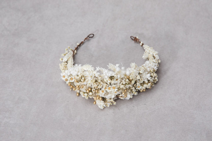 Ivory Dried Flower Hair Crown: Natural Bridal Headpiece – handmade floral hair accessory by magaela