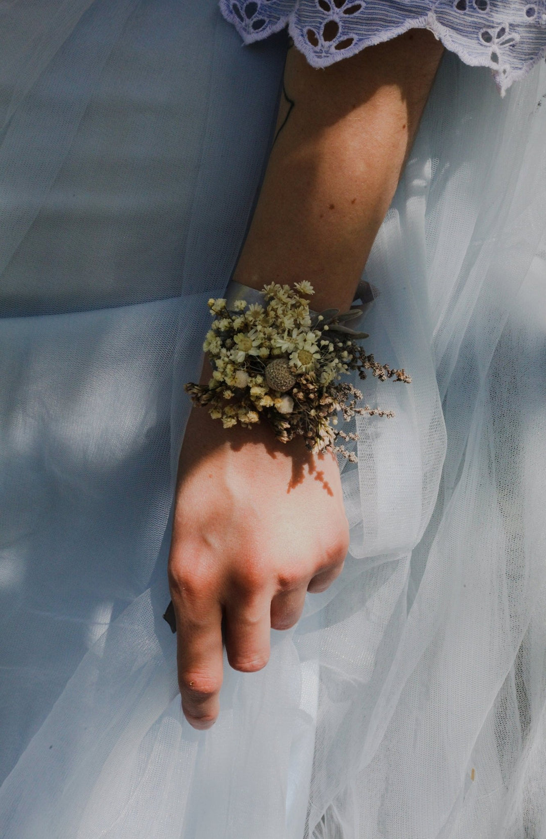 Preserved Baby's Breath Flower Bracelet - Ivory Wedding Corsage – handmade floral hair accessory by magaela