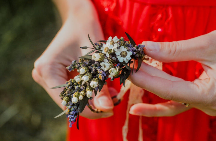 Dried Flower Wrist Corsage: Eucalyptus Wedding Bracelet, Bridesmaid Jewelry – handmade floral hair accessory by magaela
