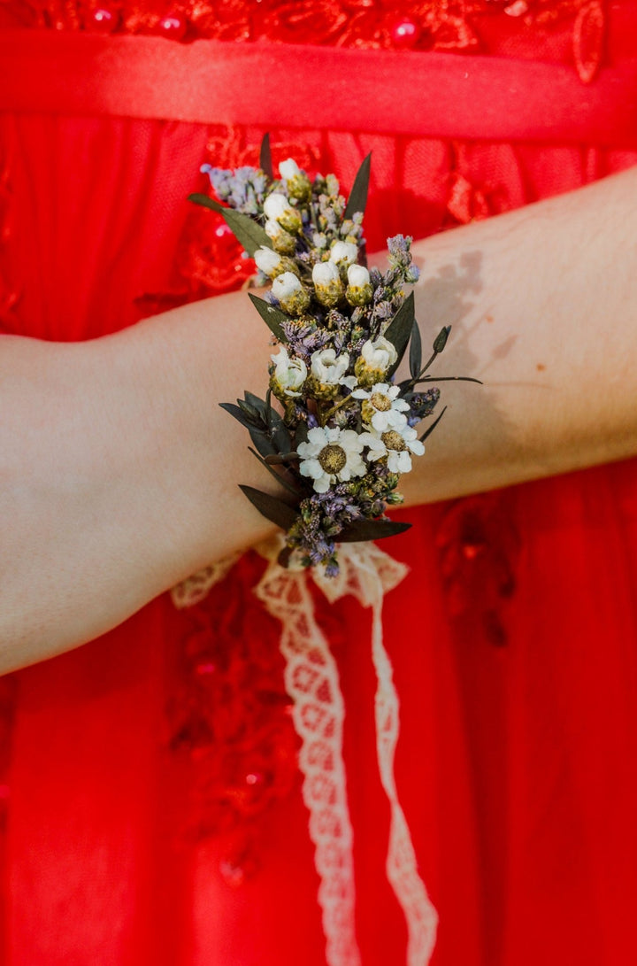 Dried Flower Wrist Corsage: Eucalyptus Wedding Bracelet, Bridesmaid Jewelry – handmade floral hair accessory by magaela