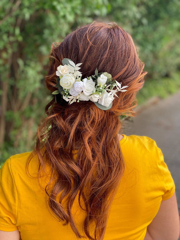 Ivory Floral Bridal Hair Comb: Boho Wedding Headpiece – handmade floral hair accessory by magaela