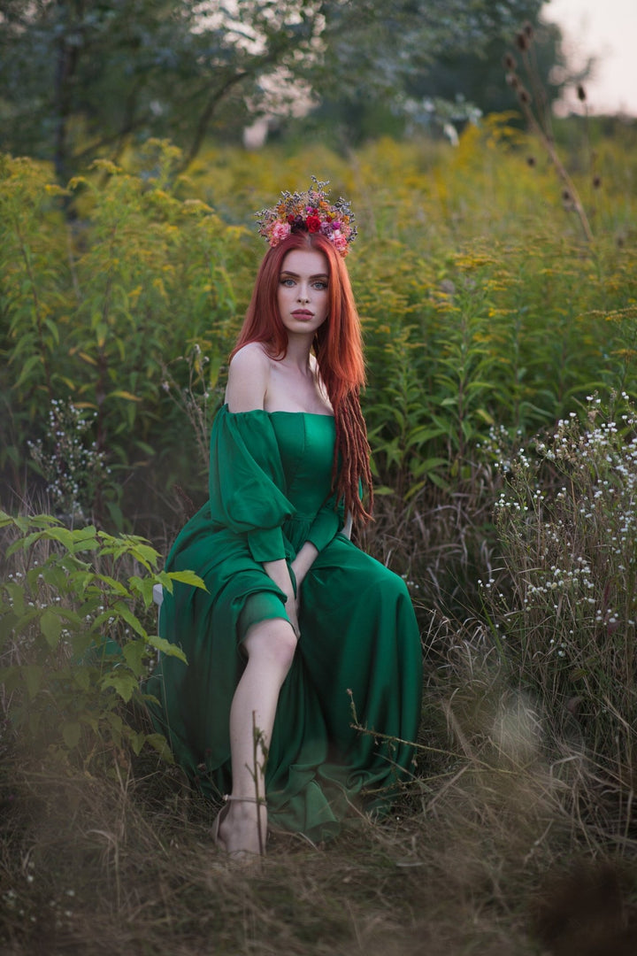 Frida Kahlo Flower Crown: Boho Wedding Headband – handmade floral hair accessory by magaela