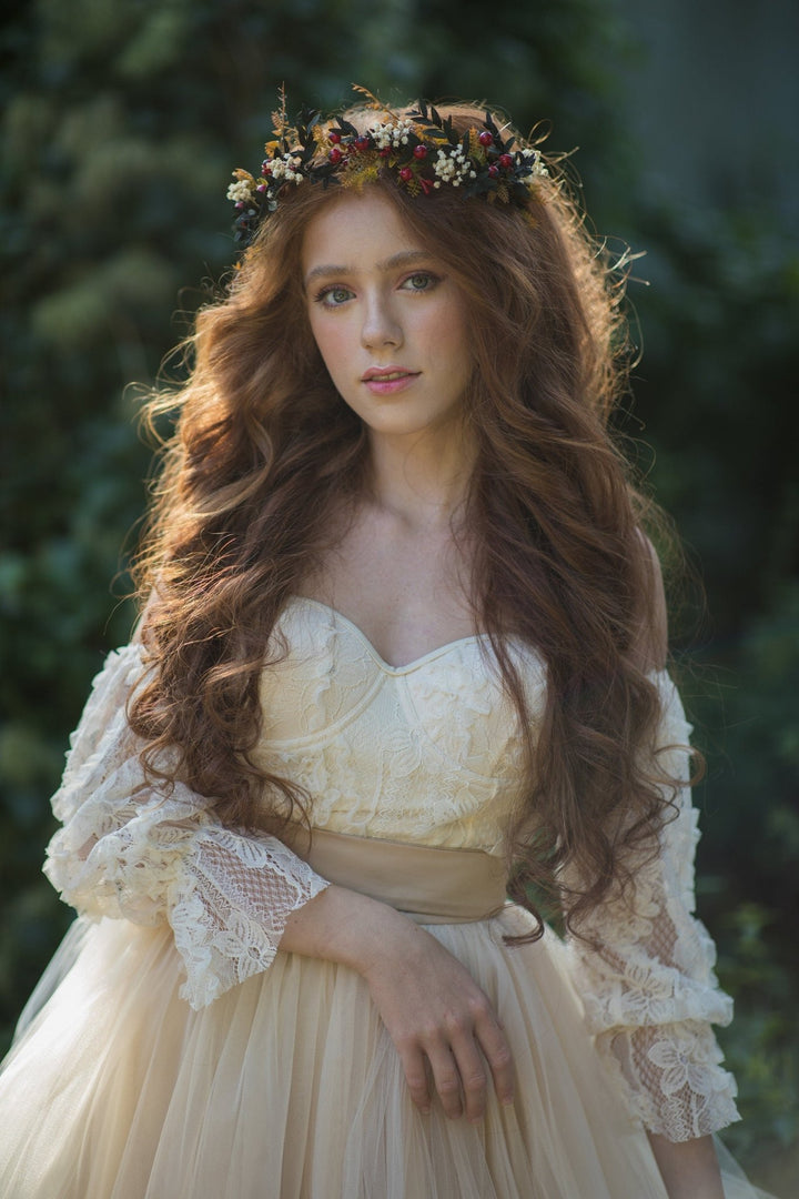 Autumn Bridal Flower Crown: Rose Hips & Baby's Breath Headpiece – handmade floral hair accessory by magaela