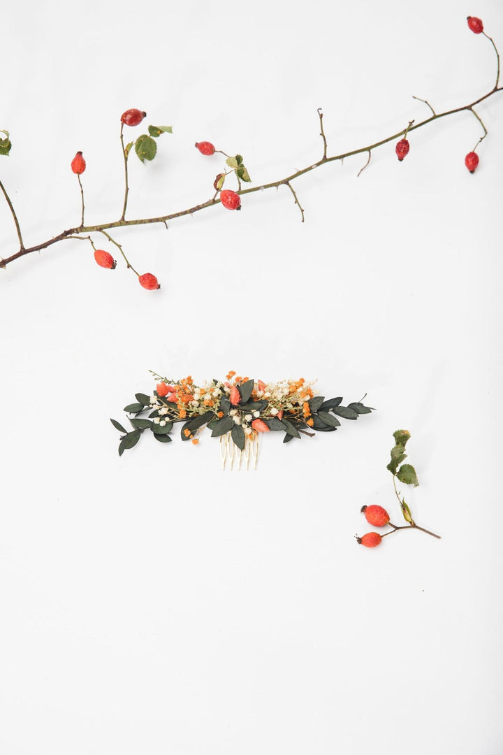 Autumn Flower Hair Comb: Preserved Eucalyptus & Baby's Breath Wedding Accessory – handmade floral hair accessory by magaela