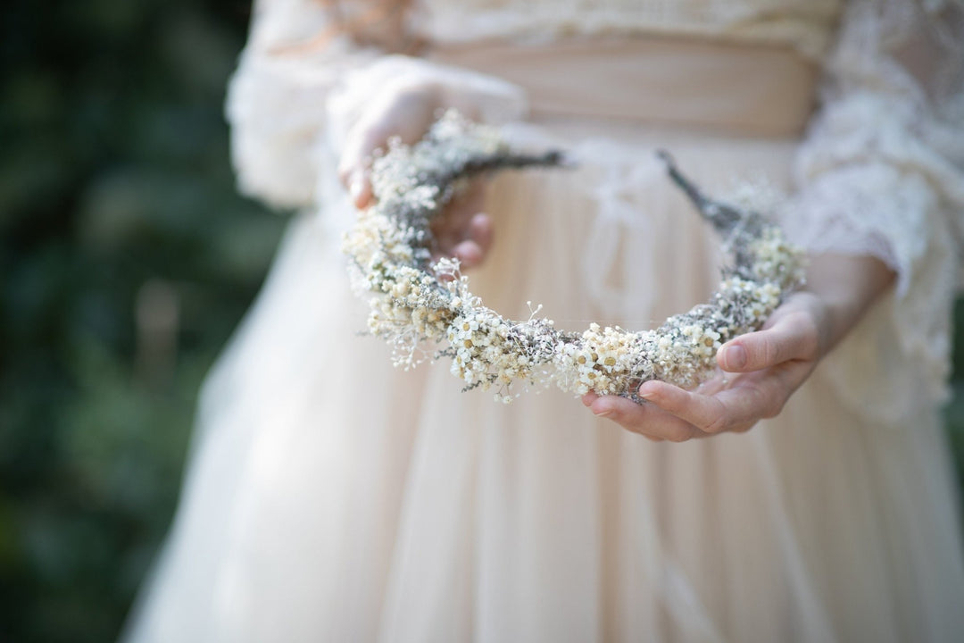 Ivory Flower Crown: Preserved Baby's Breath Bridal Headpiece – handmade floral hair accessory by magaela