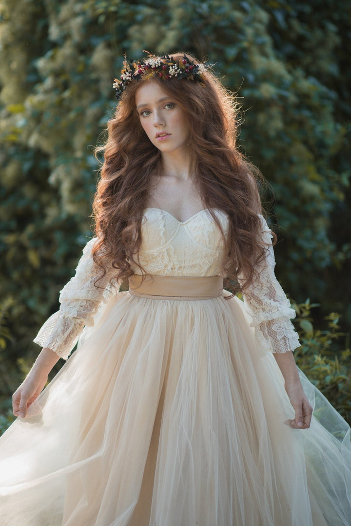 Autumn Bridal Flower Crown: Rose Hips & Baby's Breath Headpiece – handmade floral hair accessory by magaela