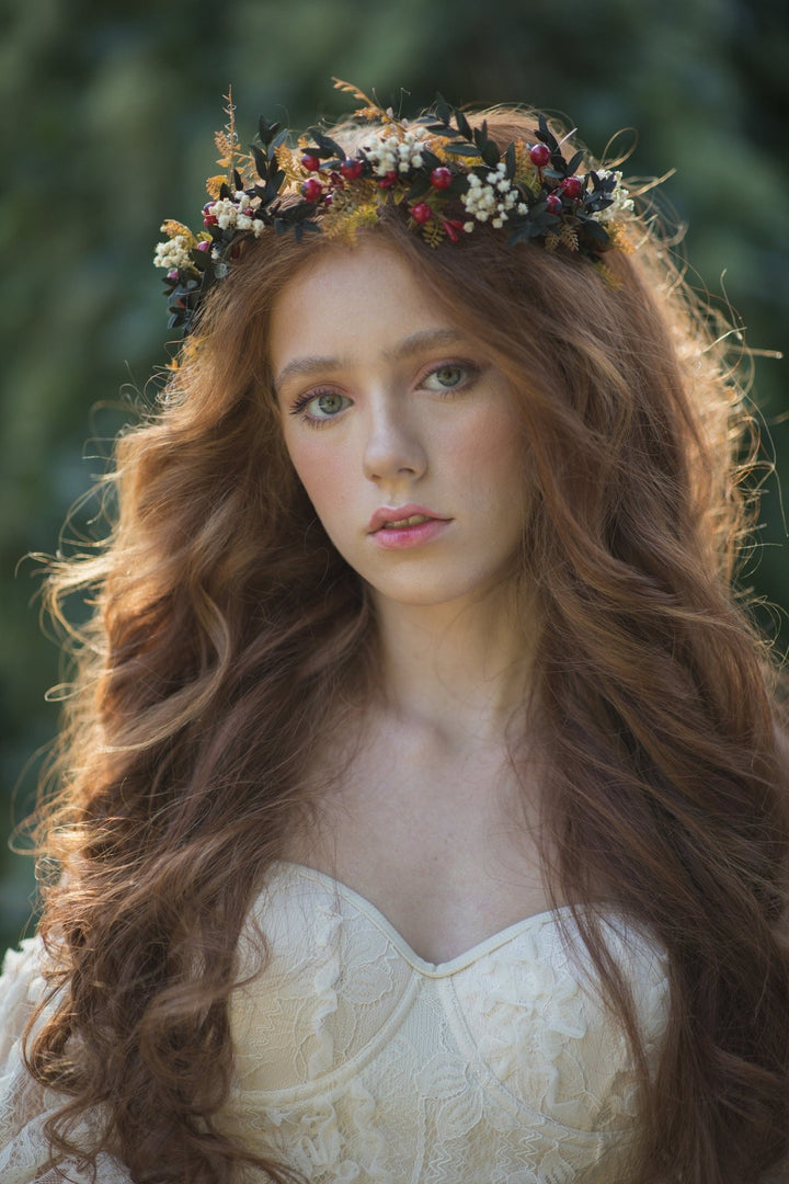Autumn Bridal Flower Crown: Rose Hips & Baby's Breath Headpiece – handmade floral hair accessory by magaela