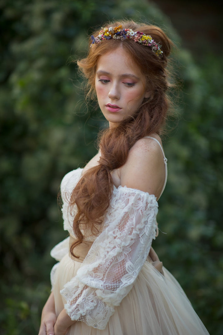 Dried Flower Bridal Headband: Natural Wedding Hair Piece – handmade floral hair accessory by magaela