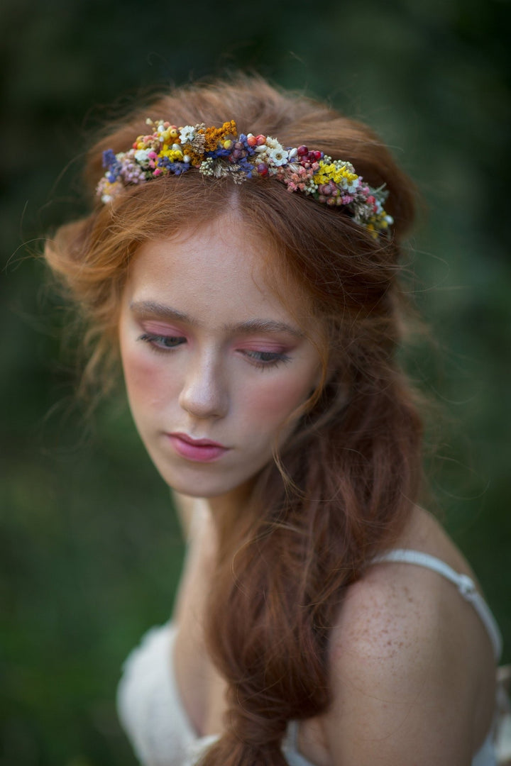 Dried Flower Bridal Headband: Natural Wedding Hair Piece – handmade floral hair accessory by magaela