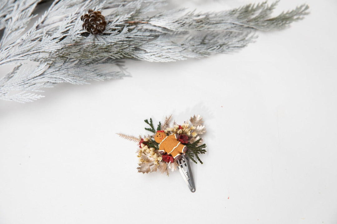 Gingerbread Christmas Hair Clip: Floral Winter Wedding Accessory – handmade floral hair accessory by magaela