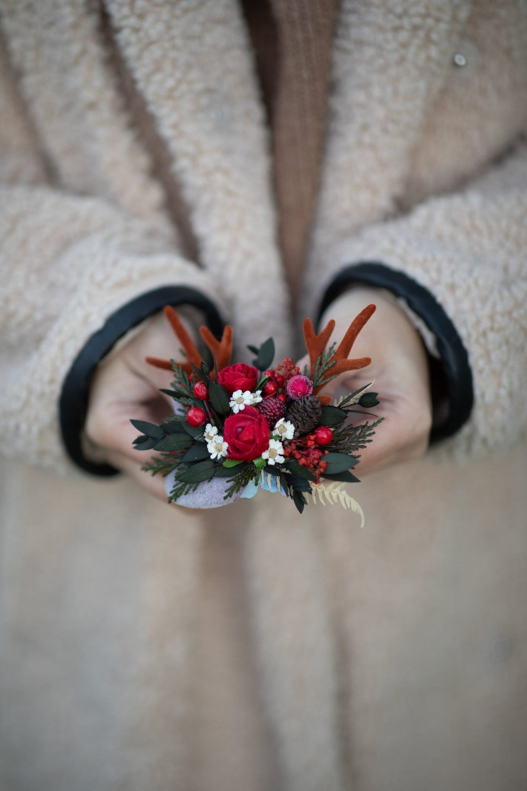 Winter Floral Reindeer Brooch: Woodland Berries & Antlers – handmade floral hair accessory by magaela