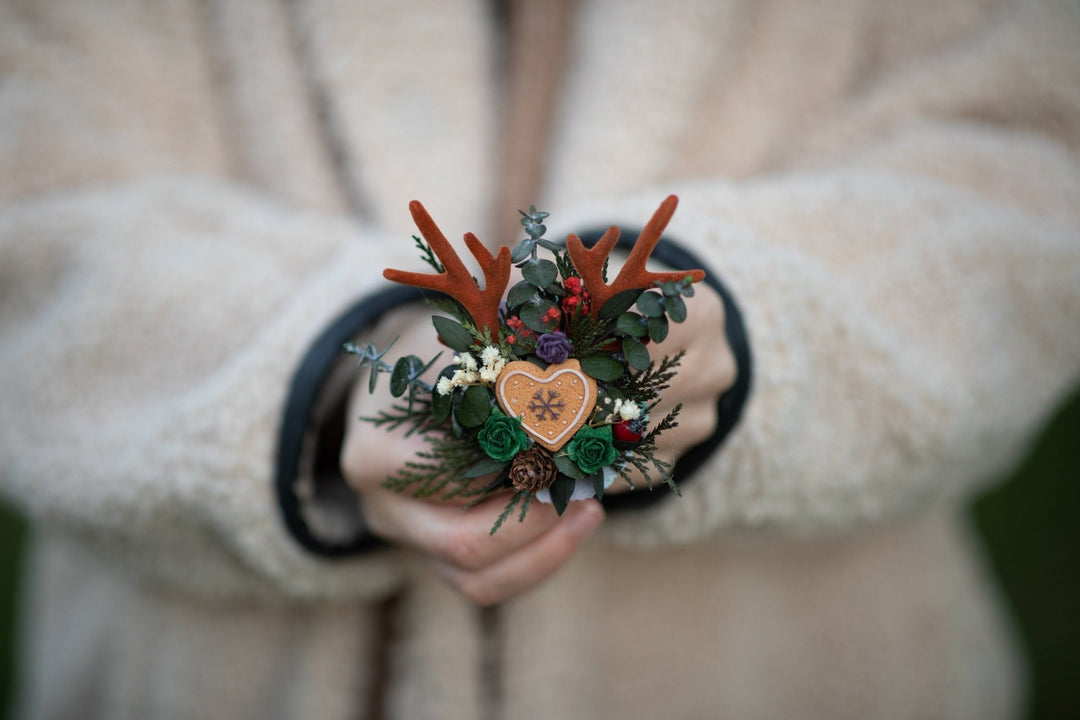 Winter Flower Brooch: Antlers, Gingerbread Heart, Woodland Christmas – handmade floral hair accessory by magaela