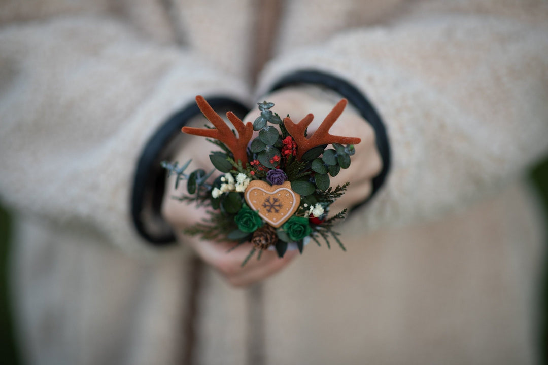 Winter Flower Brooch: Antlers, Gingerbread Heart, Woodland Christmas – handmade floral hair accessory by magaela