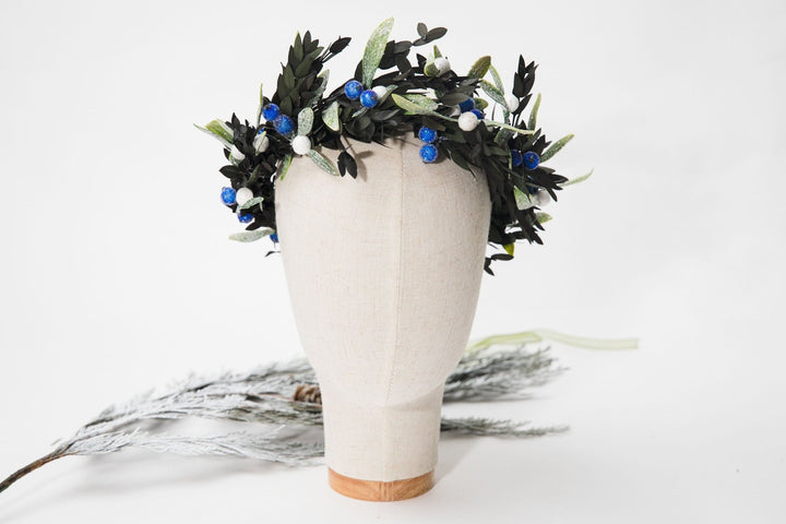 Winter Berry Hair Wreath: Bridal Christmas Crown – handmade floral hair accessory by magaela