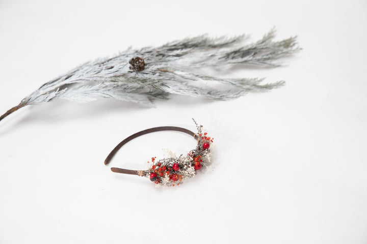 Christmas Berries Headband: Winter Wedding Bridal Headpiece – handmade floral hair accessory by magaela