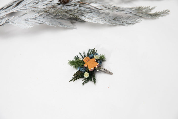 Gingerbread Christmas Hair Clip: Floral Winter Wedding Accessory – handmade floral hair accessory by magaela