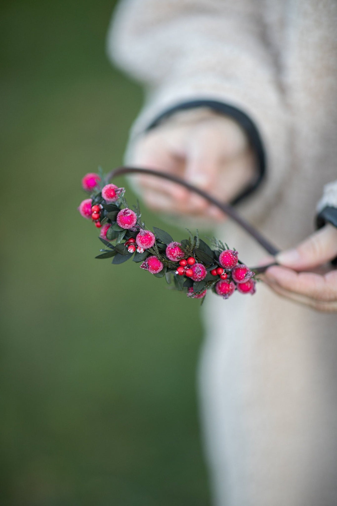 Christmas Flower Headband – Winter Berry Headband, Red Berries & Floral Hair Accessory, Handmade Holiday Hairpiece – handmade floral hair accessory by magaela