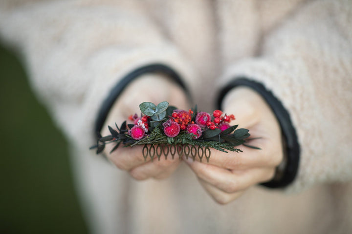 Winter Berry Hair Comb: Christmas Woodland Bridal Accessory – handmade floral hair accessory by magaela