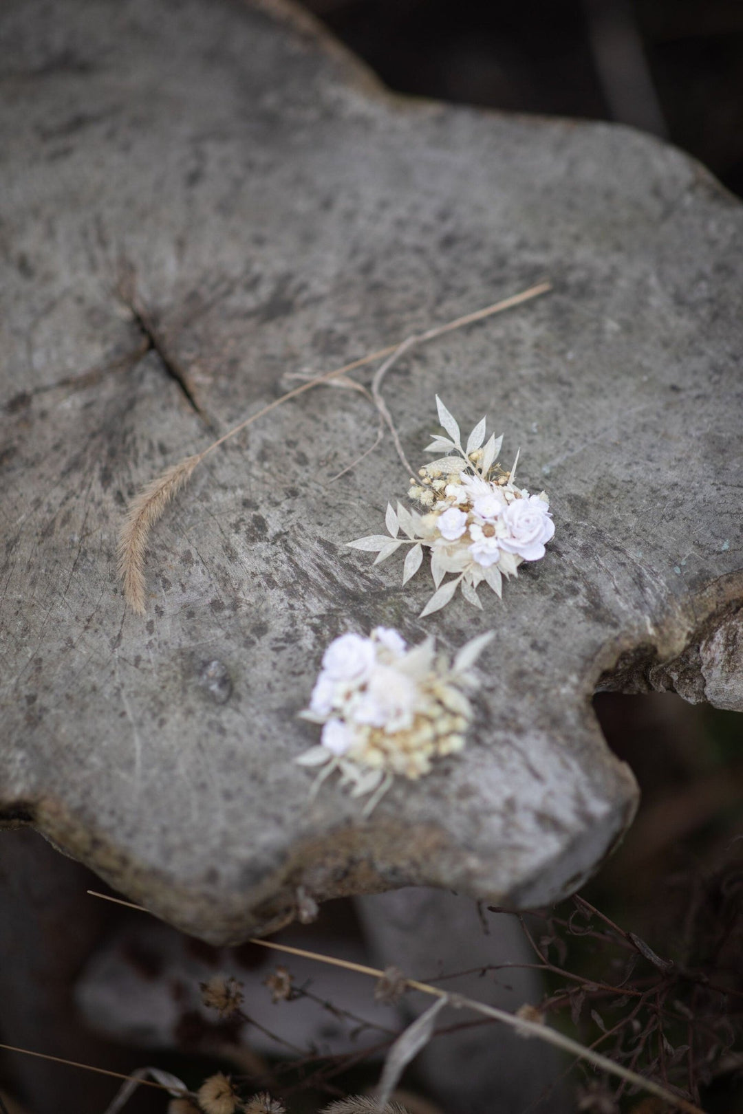 Beige Flower Bridal Shoe Clips: Ivory Wedding Accessories – handmade floral hair accessory by magaela