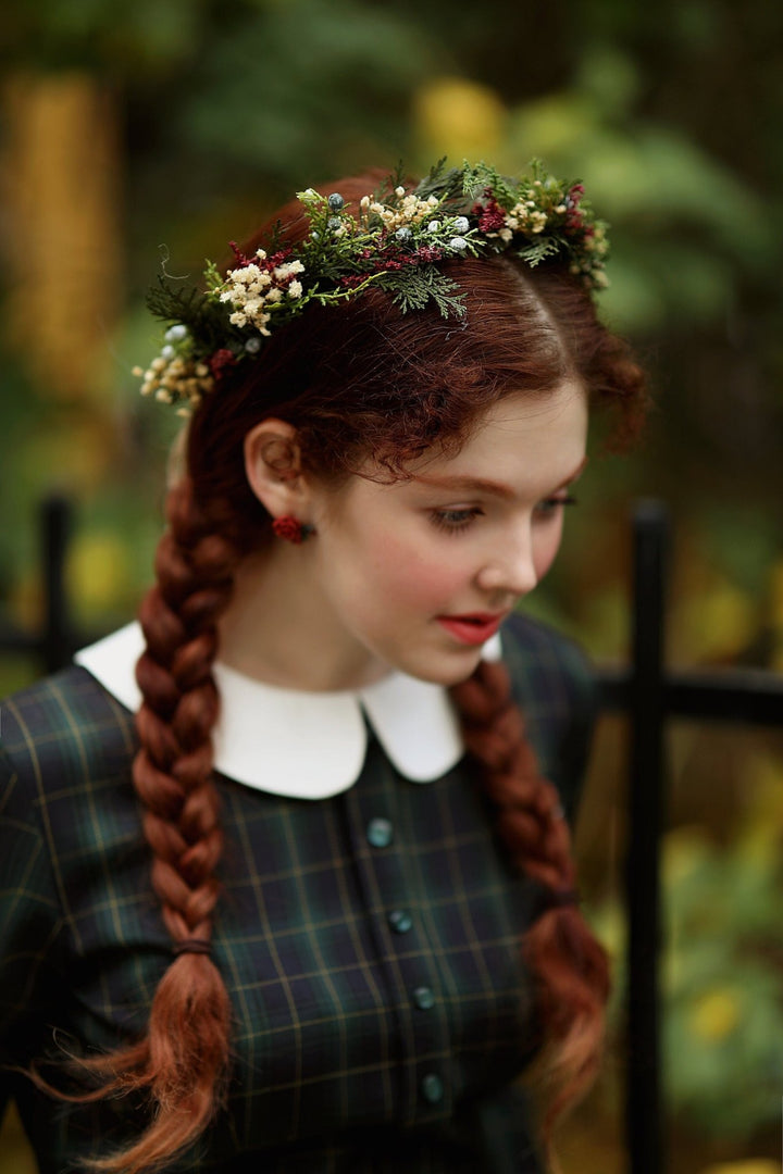 Woodland Hair Wreath: Christmas Flower Crown, Bridal Headpiece – handmade floral hair accessory by magaela