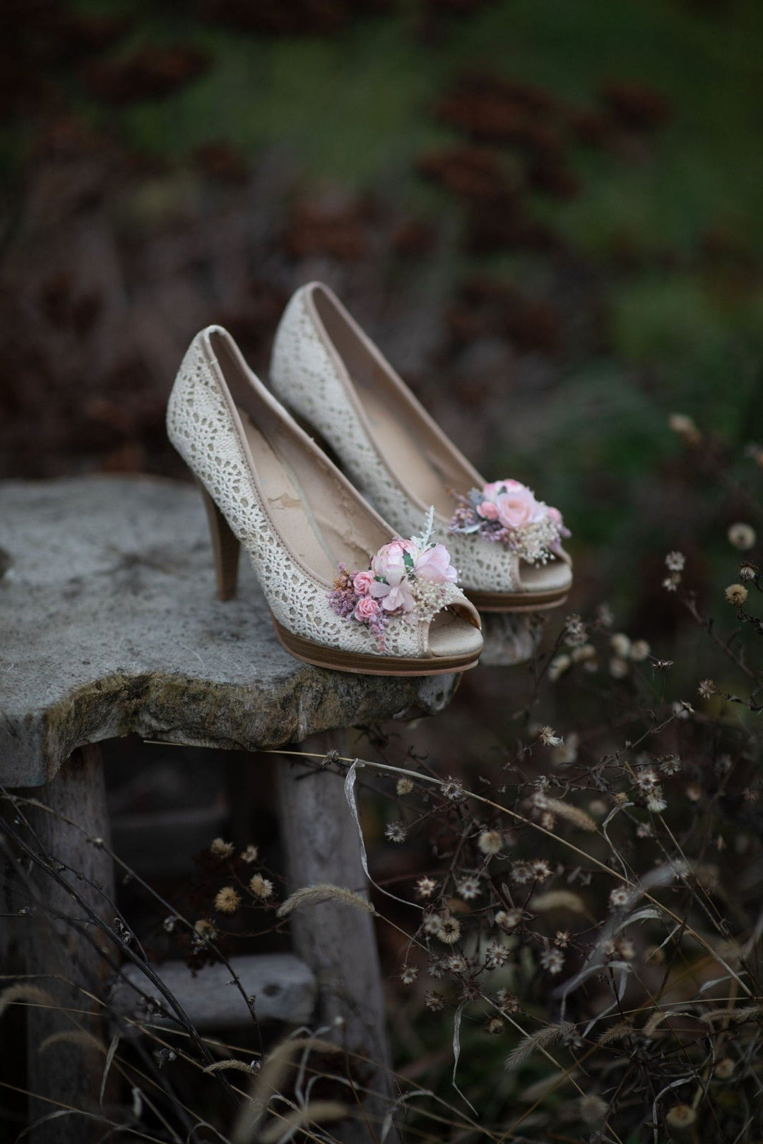 Romantic Pink Flower Shoe Clips: Bridal Wedding Accessory – handmade floral hair accessory by magaela
