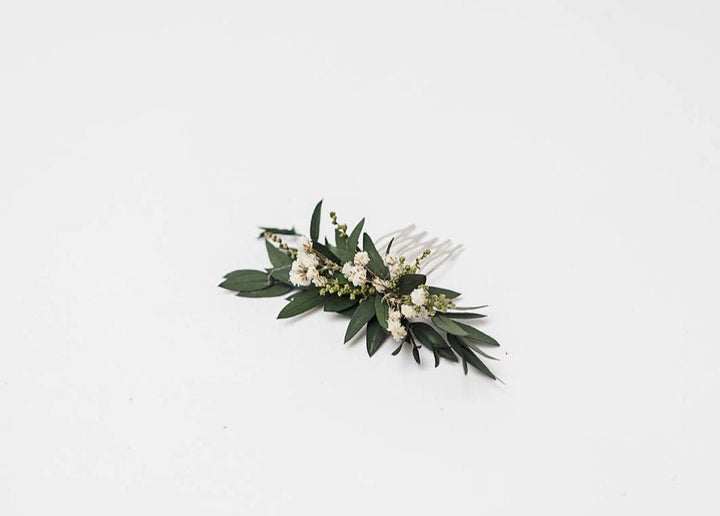 Greenery Wedding Hair Comb: Baby's Breath Bridal Accessory – handmade floral hair accessory by magaela