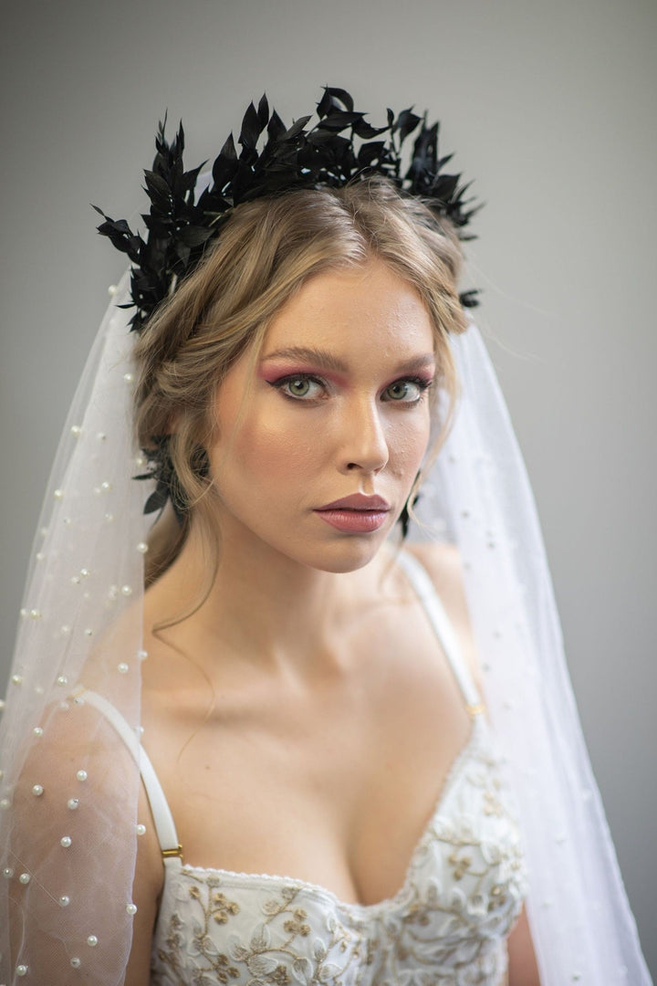 Black Flower Crown: Gothic Wedding Headband with Ruscus Leaves – handmade floral hair accessory by magaela