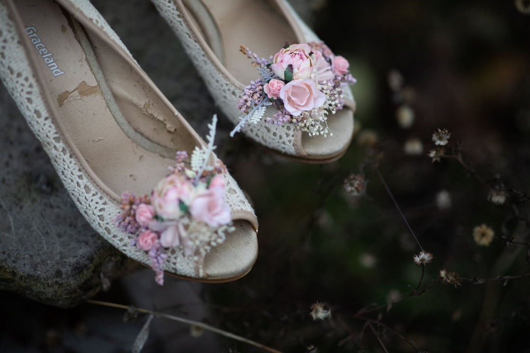 Romantic Pink Flower Shoe Clips: Bridal Wedding Accessory – handmade floral hair accessory by magaela