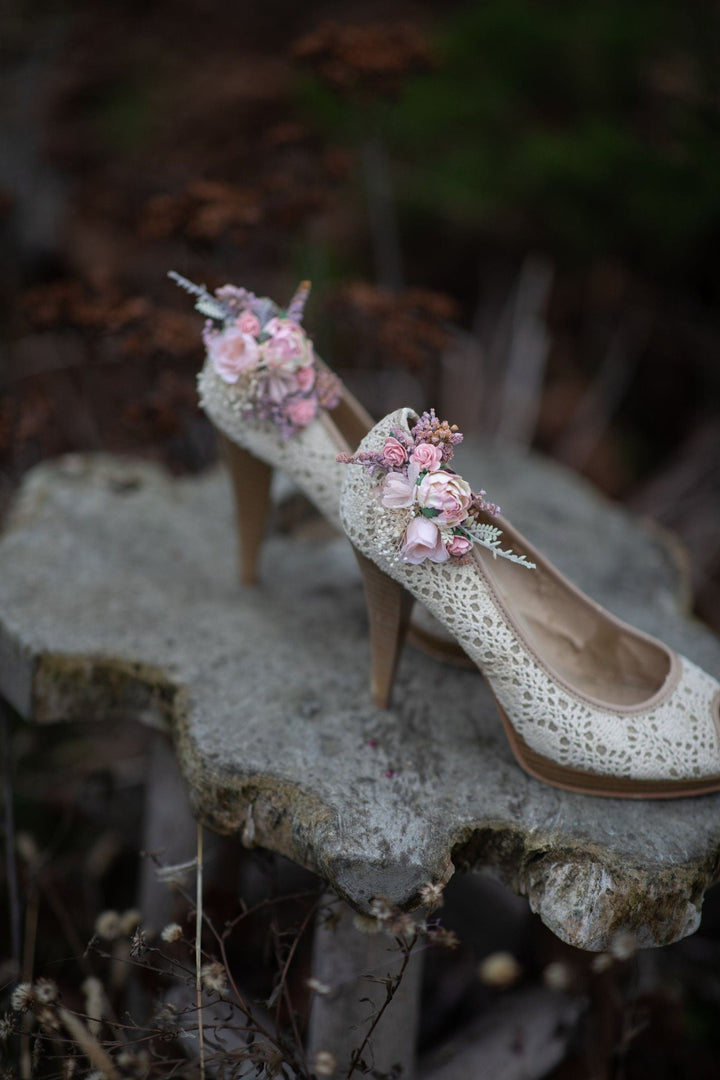 Romantic Pink Flower Shoe Clips: Bridal Wedding Accessory – handmade floral hair accessory by magaela