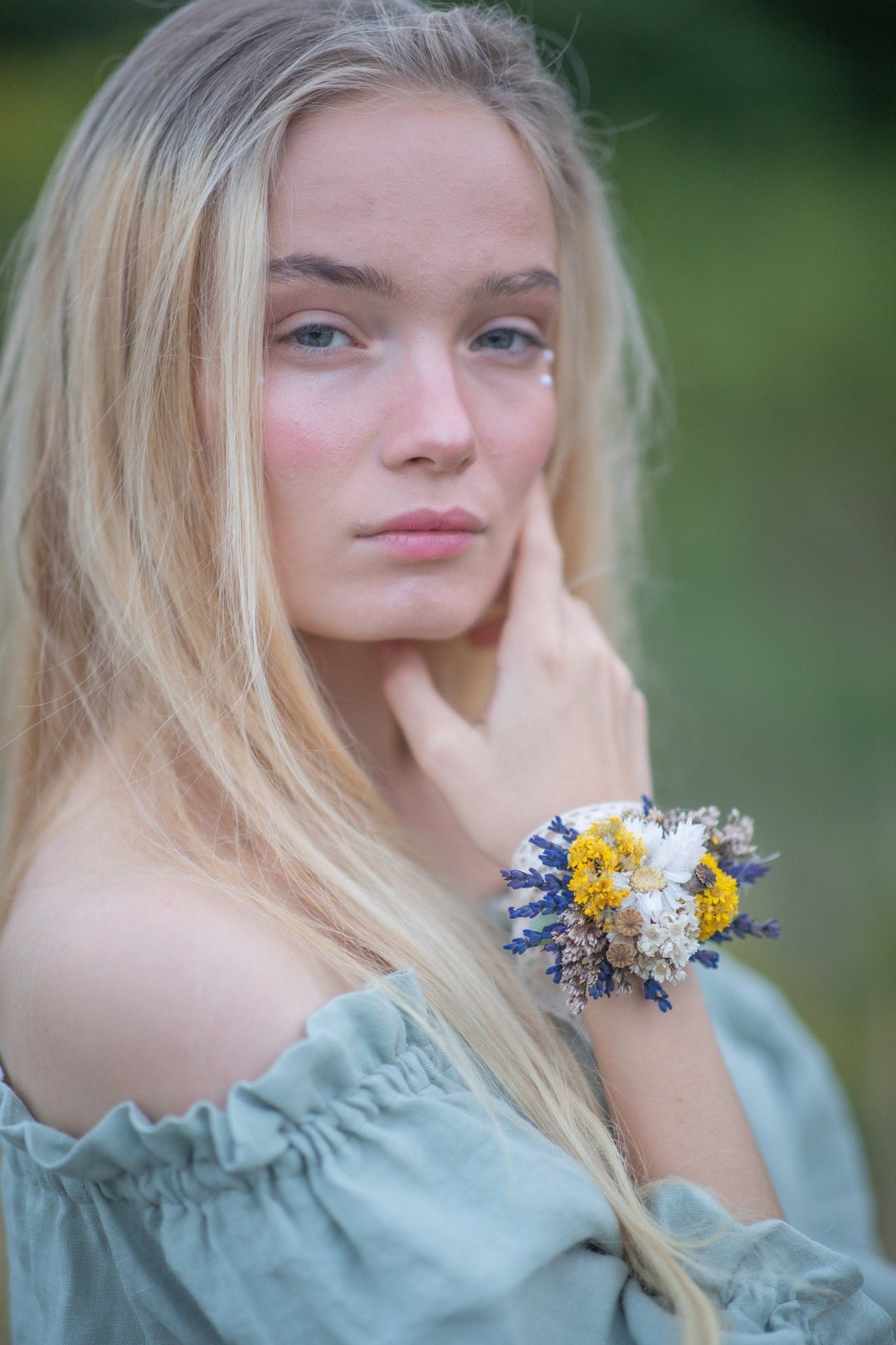 Lavender Flower Corsage Bracelet, Provence Wedding, Bridesmaid Accessory – handmade floral hair accessory by magaela