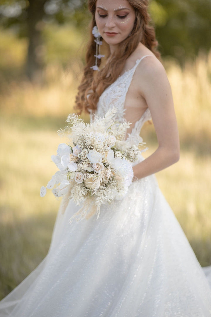 White Boho Wedding Bouquet: Preserved & Fabric Flowers – handmade floral hair accessory by magaela