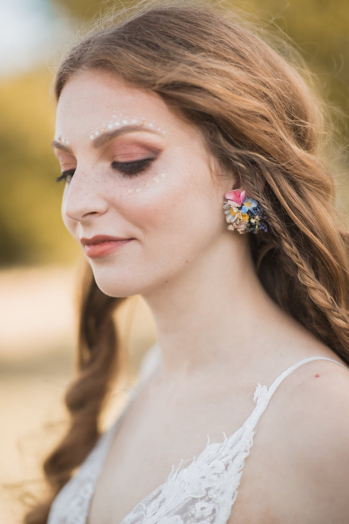Meadow Flower Stud Earrings: Colorful Bridal Wedding Accessories – handmade floral hair accessory by magaela