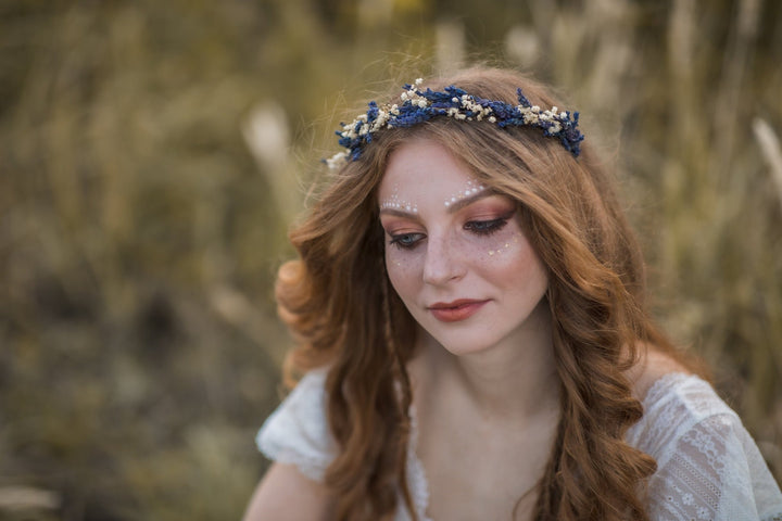 Lavender Baby's Breath Flower Crown: Natural Bridal Headpiece – handmade floral hair accessory by magaela