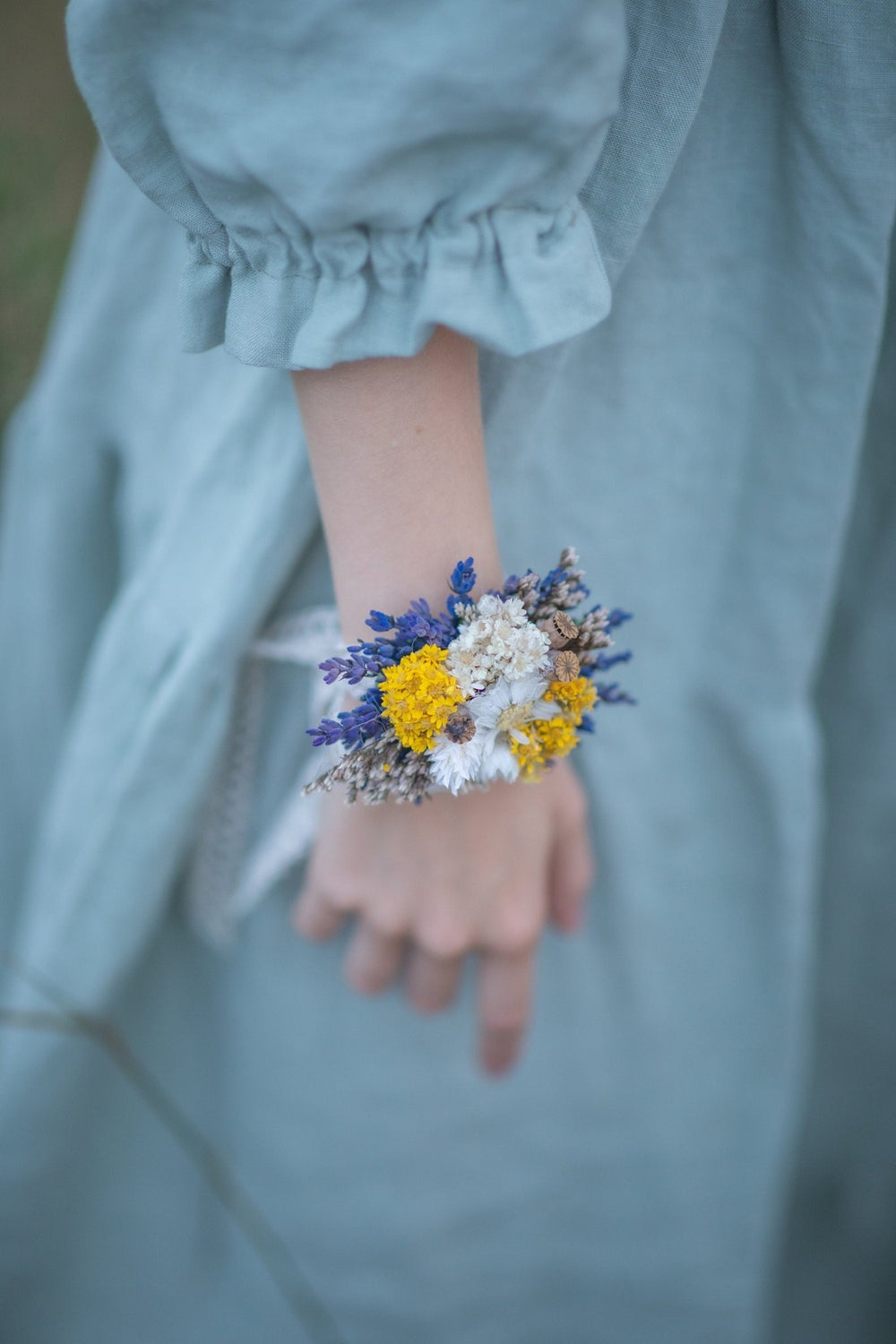 Lavender Flower Corsage Bracelet, Provence Wedding, Bridesmaid Accessory – handmade floral hair accessory by magaela