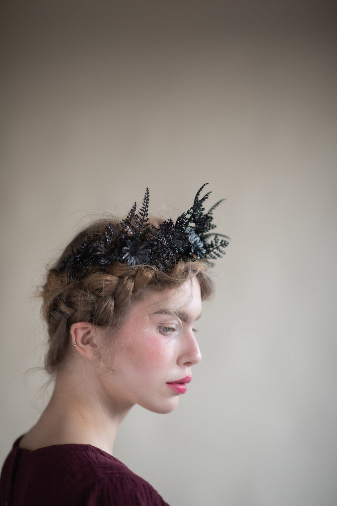 Black Flower Crown: Gothic Wedding Headpiece, Bridal Hair Jewelry – handmade floral hair accessory by magaela