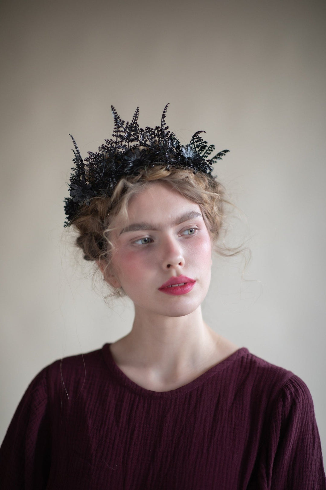 Black Flower Crown: Gothic Wedding Headpiece, Bridal Hair Jewelry – handmade floral hair accessory by magaela