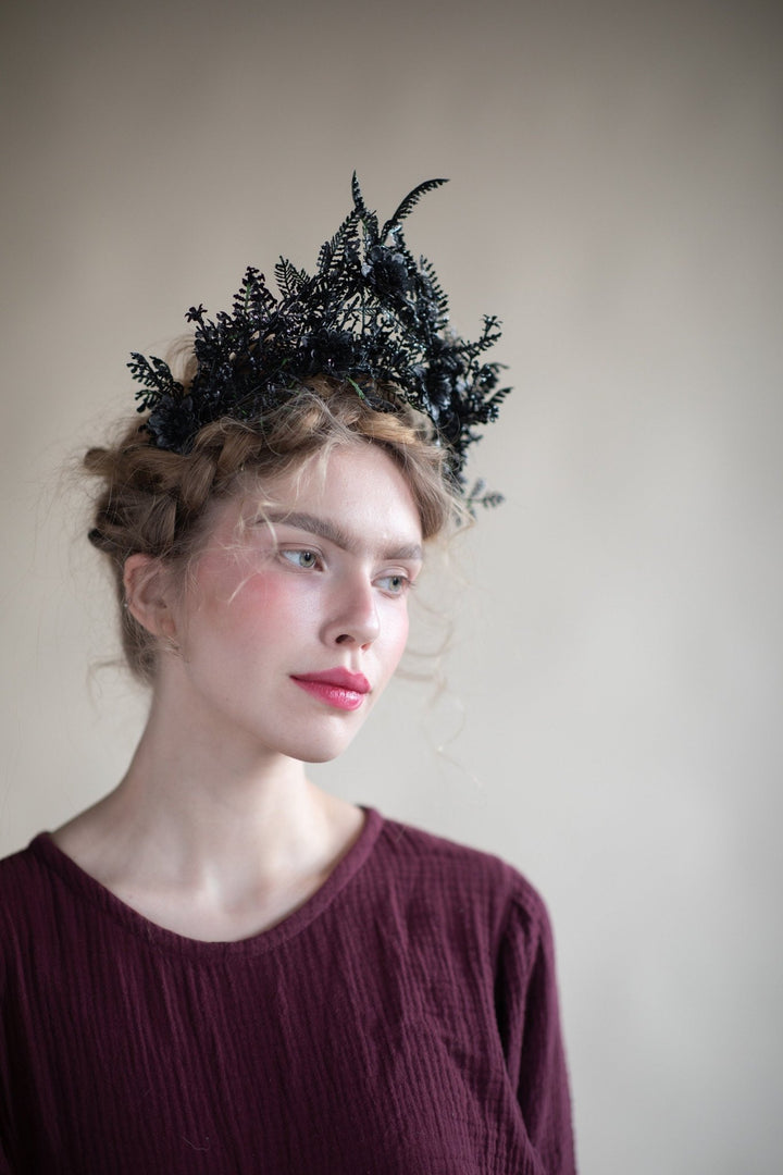 Black Flower Wedding Crown: Gothic Bride Hair Accessory – handmade floral hair accessory by magaela