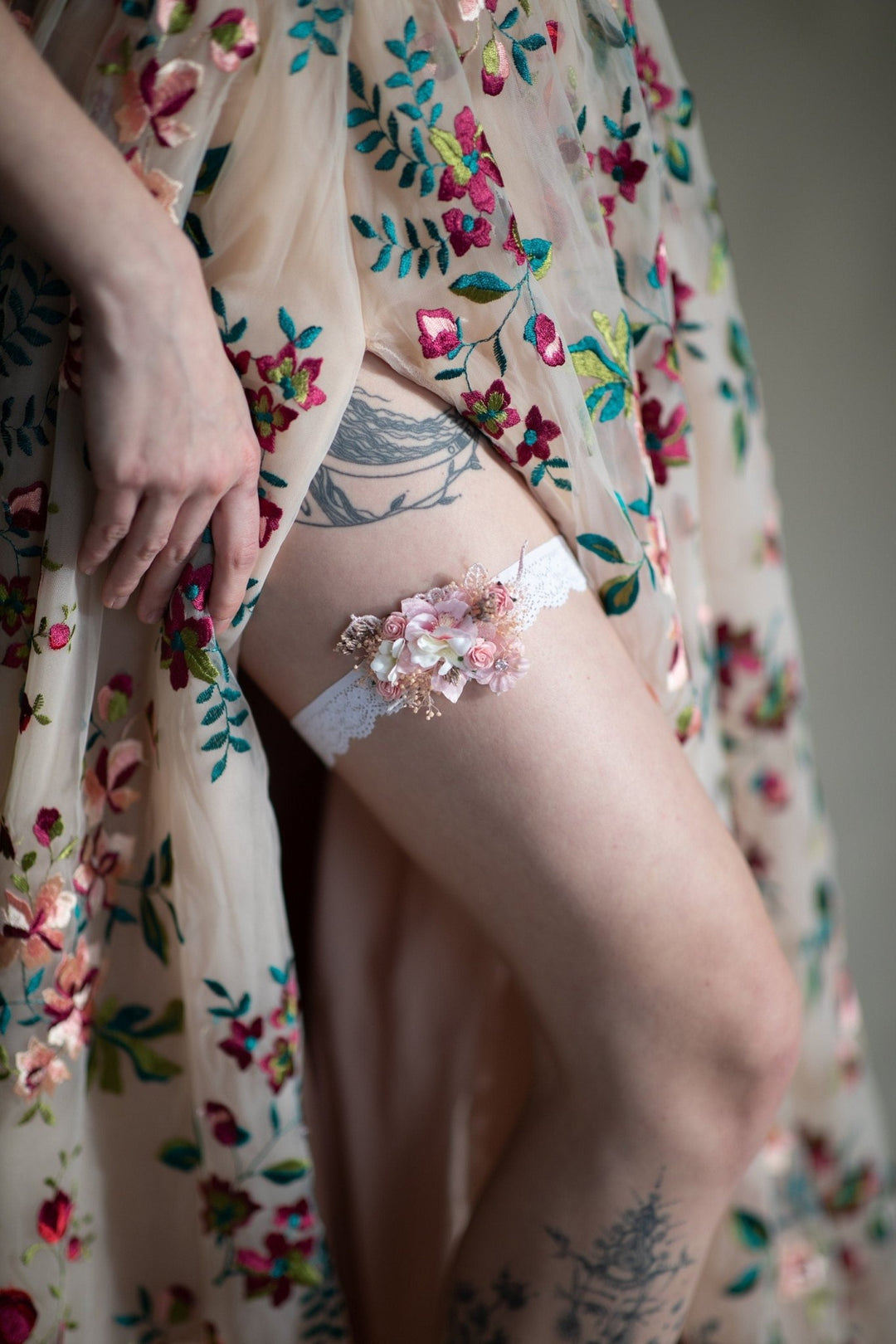 Romantic Pink Flower Bridal Garter: White Lace Wedding Garter – handmade floral hair accessory by magaela