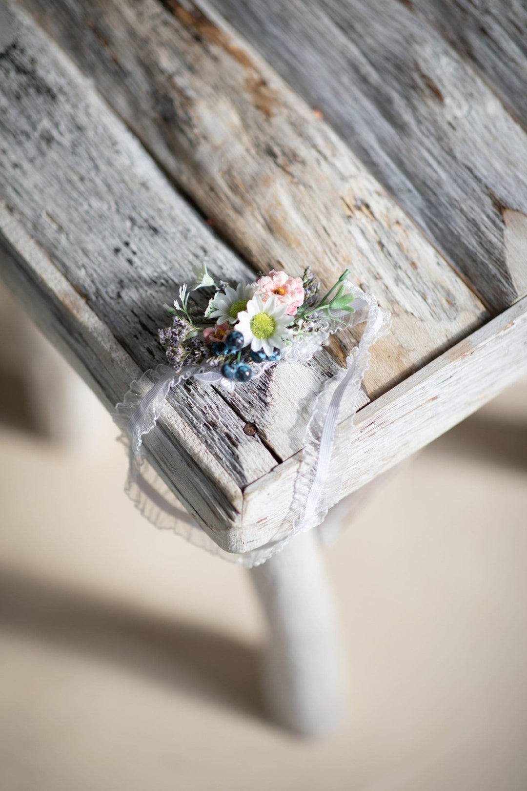 Floral Wedding Garter: Customisable Lace, Blueberries, Pale Pink – handmade floral hair accessory by magaela