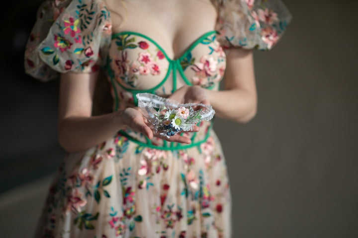 Floral Wedding Garter: Customisable Lace, Blueberries, Pale Pink – handmade floral hair accessory by magaela