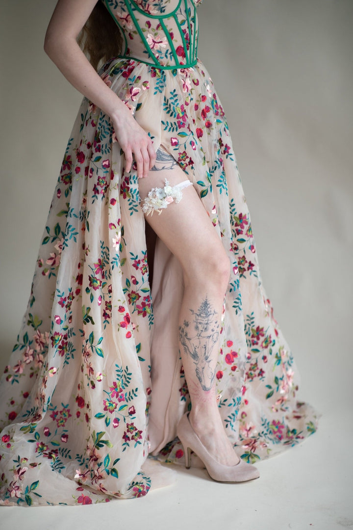 Peach Floral Bridal Garter: Ivory Lace Wedding Toss Garter – handmade floral hair accessory by magaela