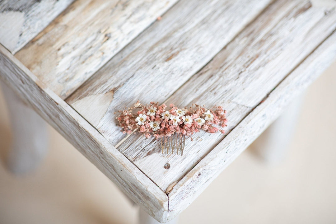 Blush Dried Flower Hair Comb: Wedding Baby's Breath Accessory – handmade floral hair accessory by magaela