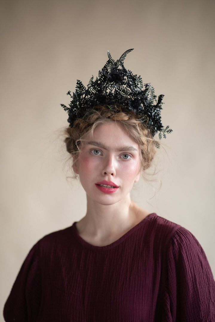 Black Flower Wedding Crown: Gothic Bride Hair Accessory – handmade floral hair accessory by magaela