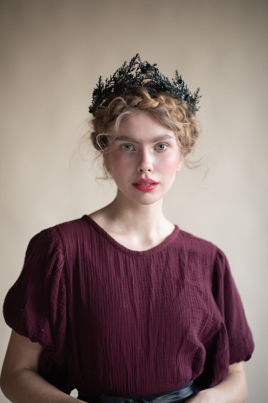 Black Flower Wedding Crown: Gothic Evil Queen Headpiece – handmade floral hair accessory by magaela